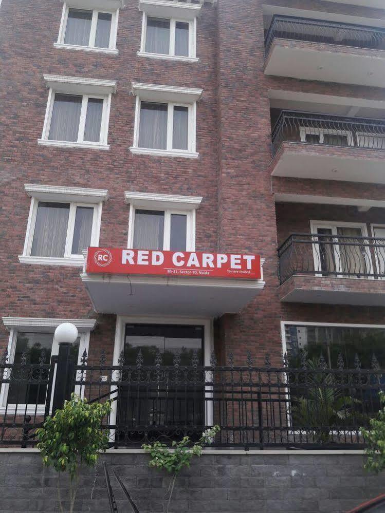 Red Carpet Hotels Нойда Экстерьер фото